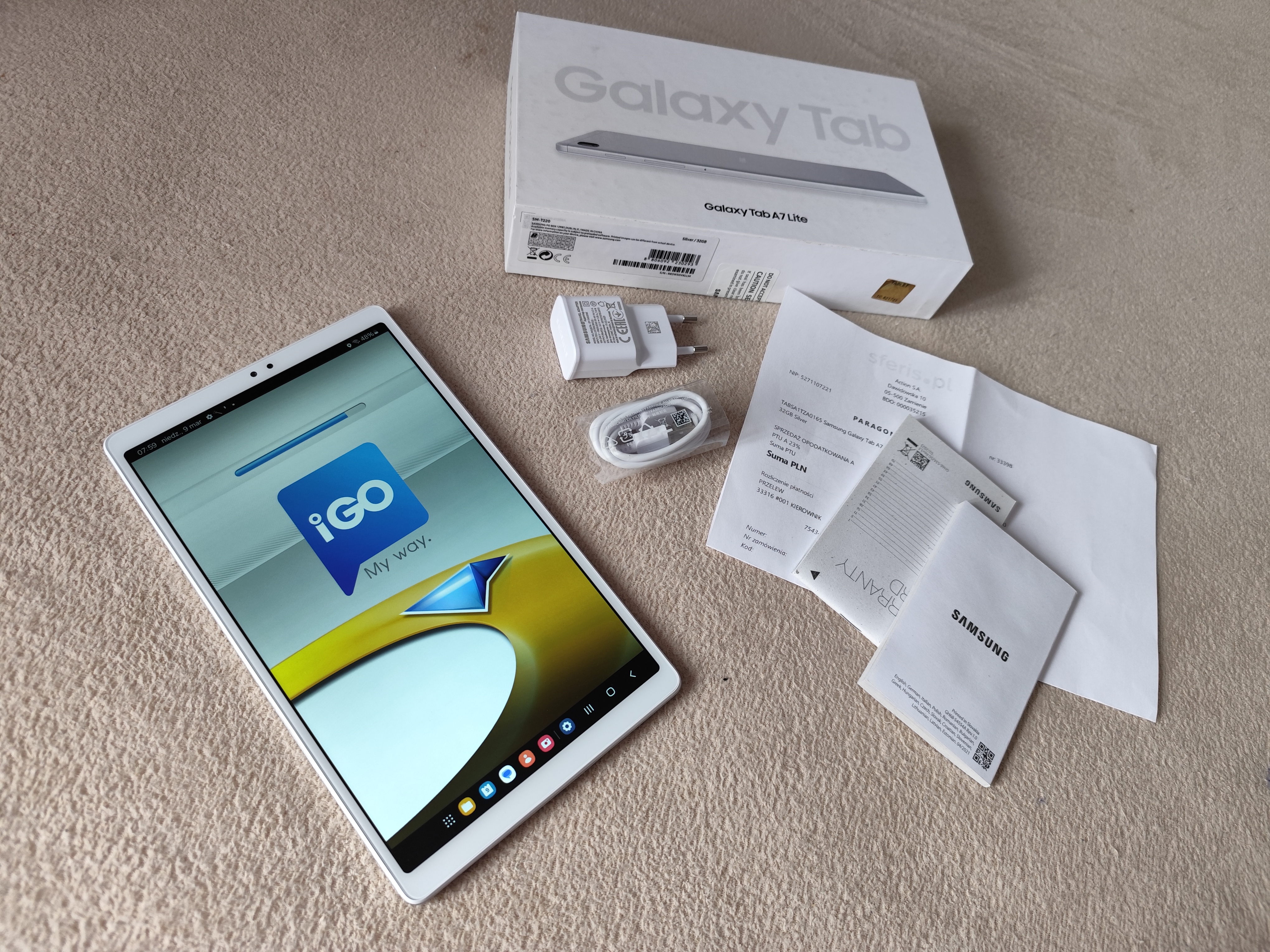 Samsung a9 4/64 plus aplikacje nawigacyjne