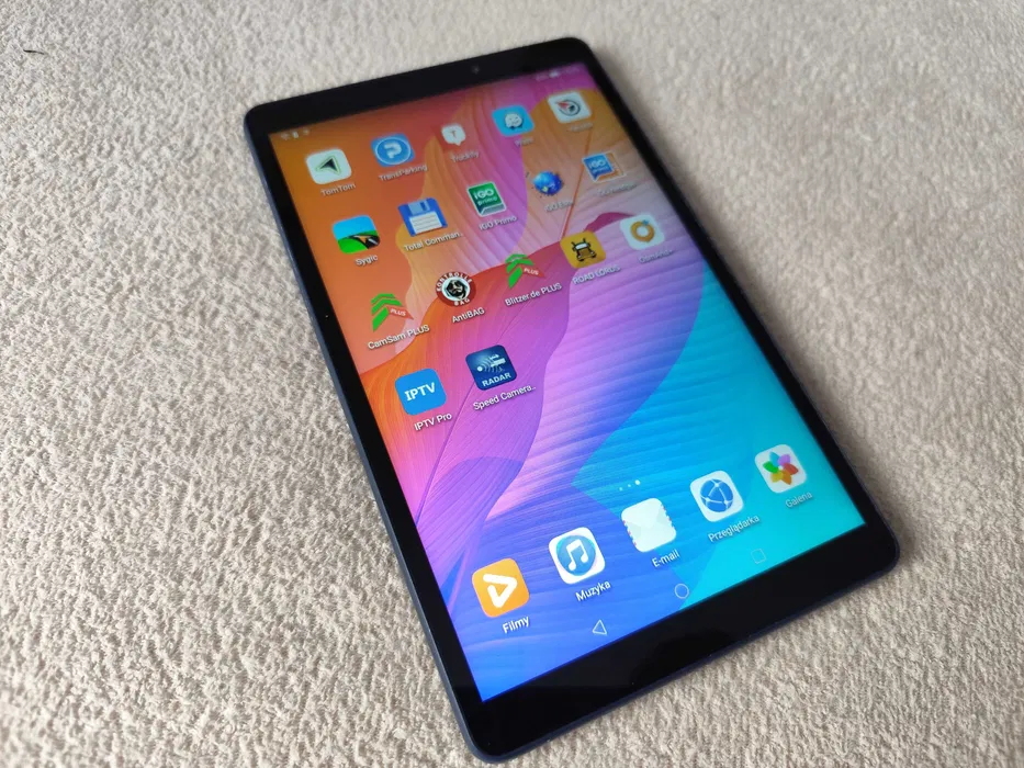 Samsung a9 4/64 plus aplikacje nawigacyjne