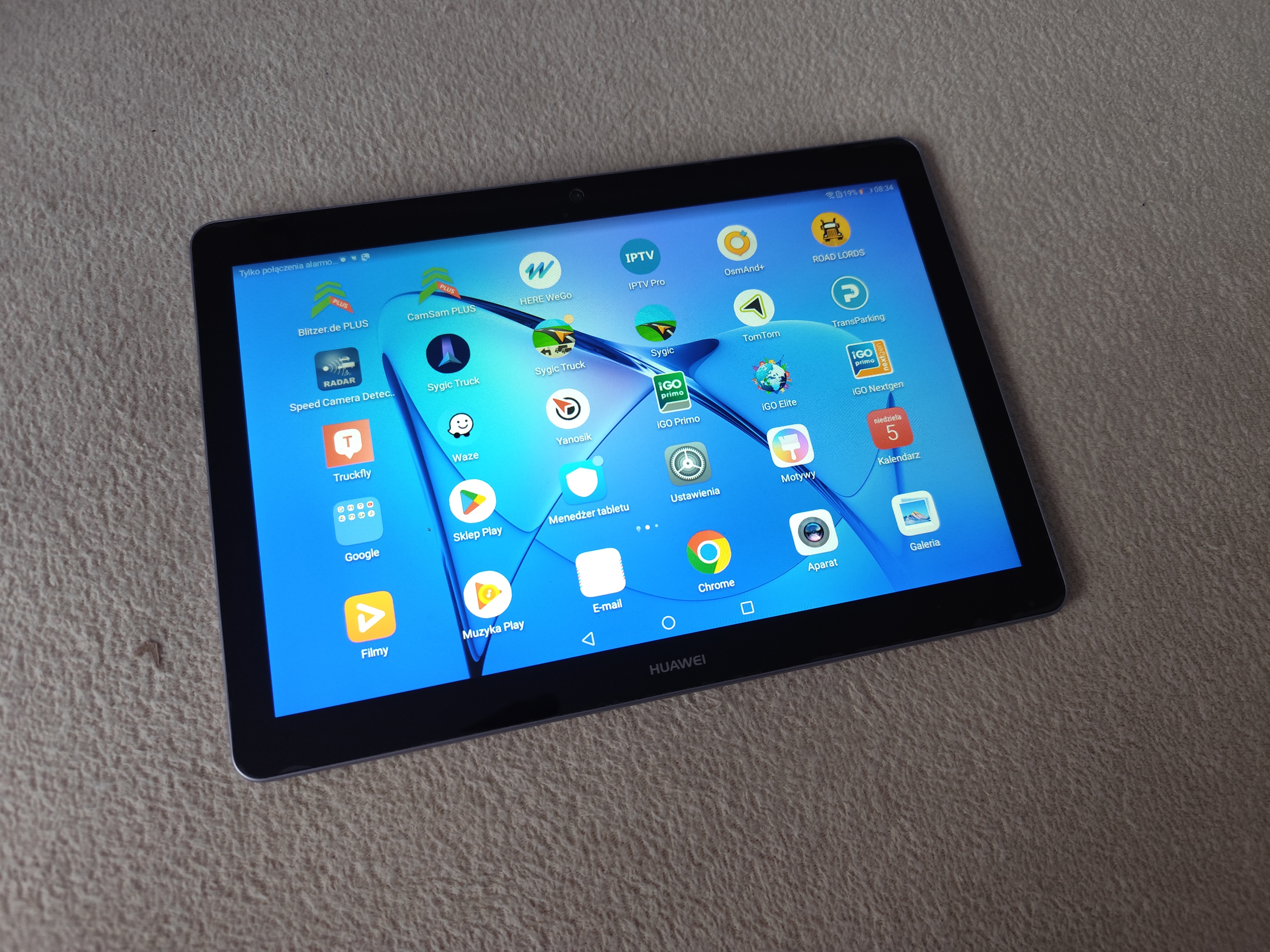 Samsung a9 4/64 plus aplikacje nawigacyjne